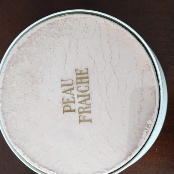 Caron madam powder made in Paris new 2oz - Picture 4 of 5